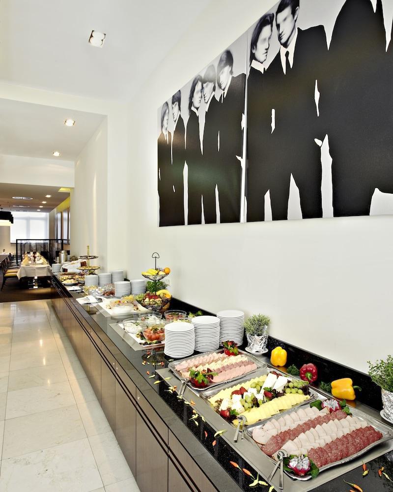 Berlin Mark Hotel Étterem fotó